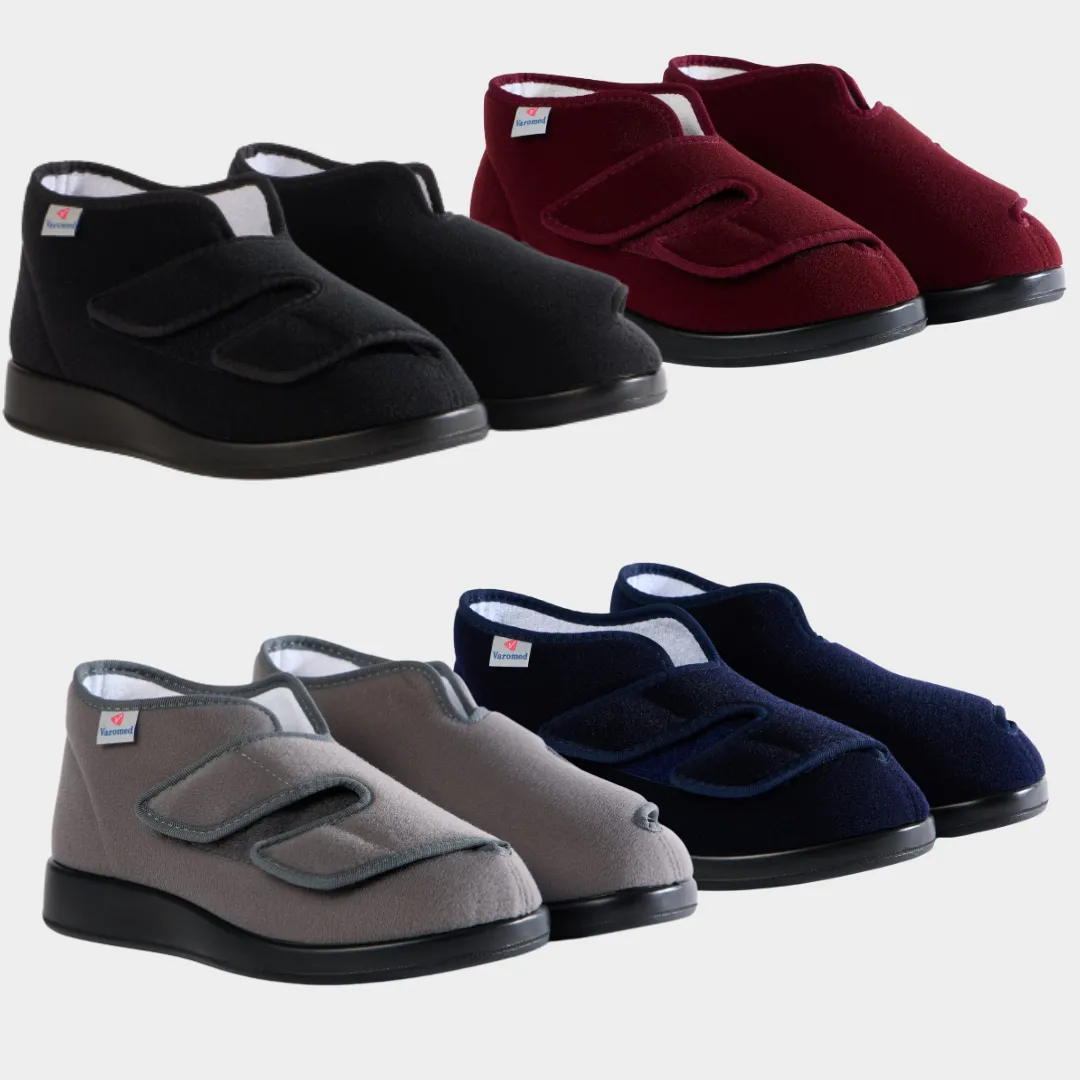 Varomed Genua Weite L 60920 Therapieschuh in Bordeaux - schräge Ansicht