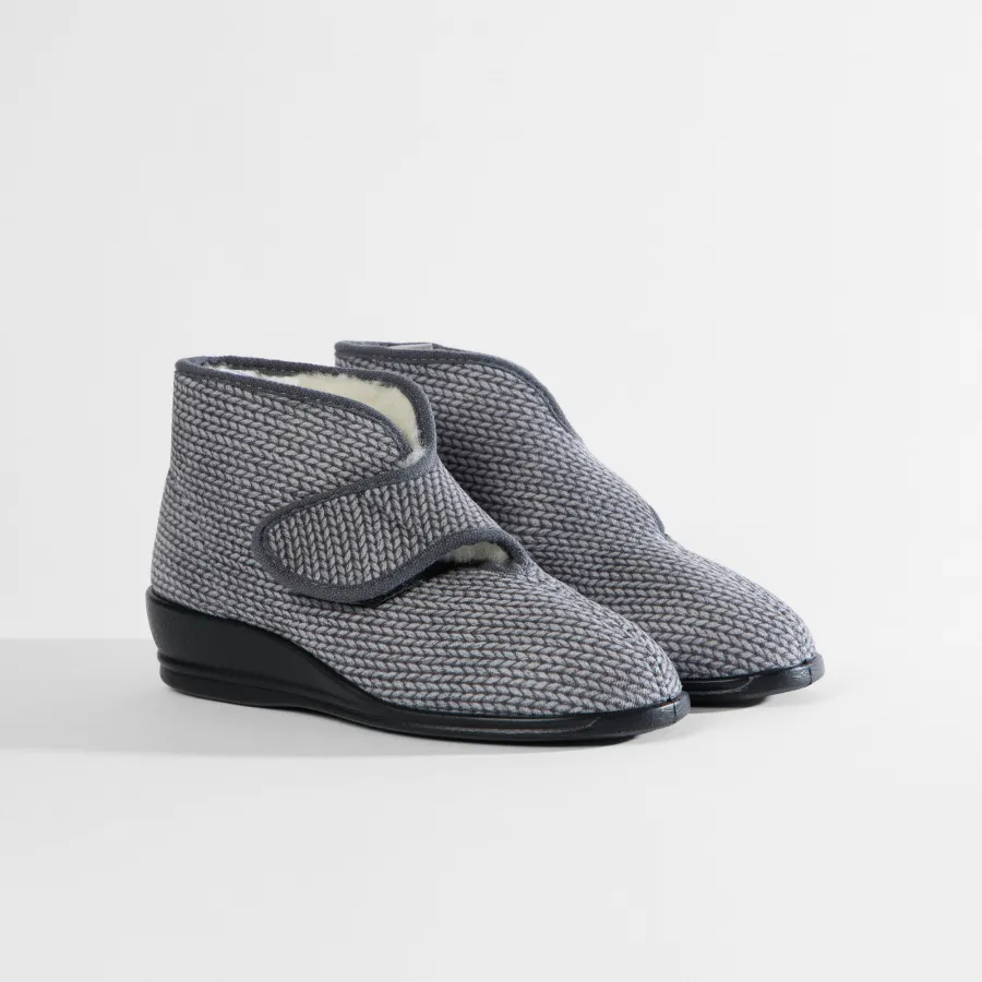 Varomed Bella Damenhausschuhe in Grau - schräge Ansicht