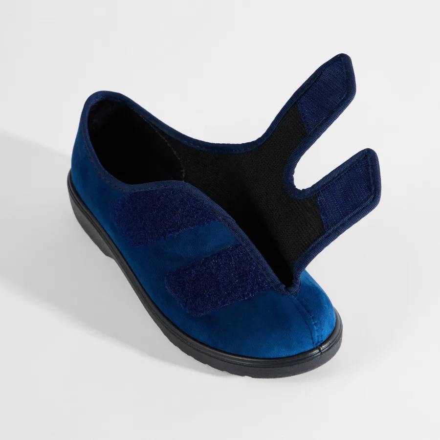 Varomed Skopje Hausschuhe Marine - schräge Ansicht