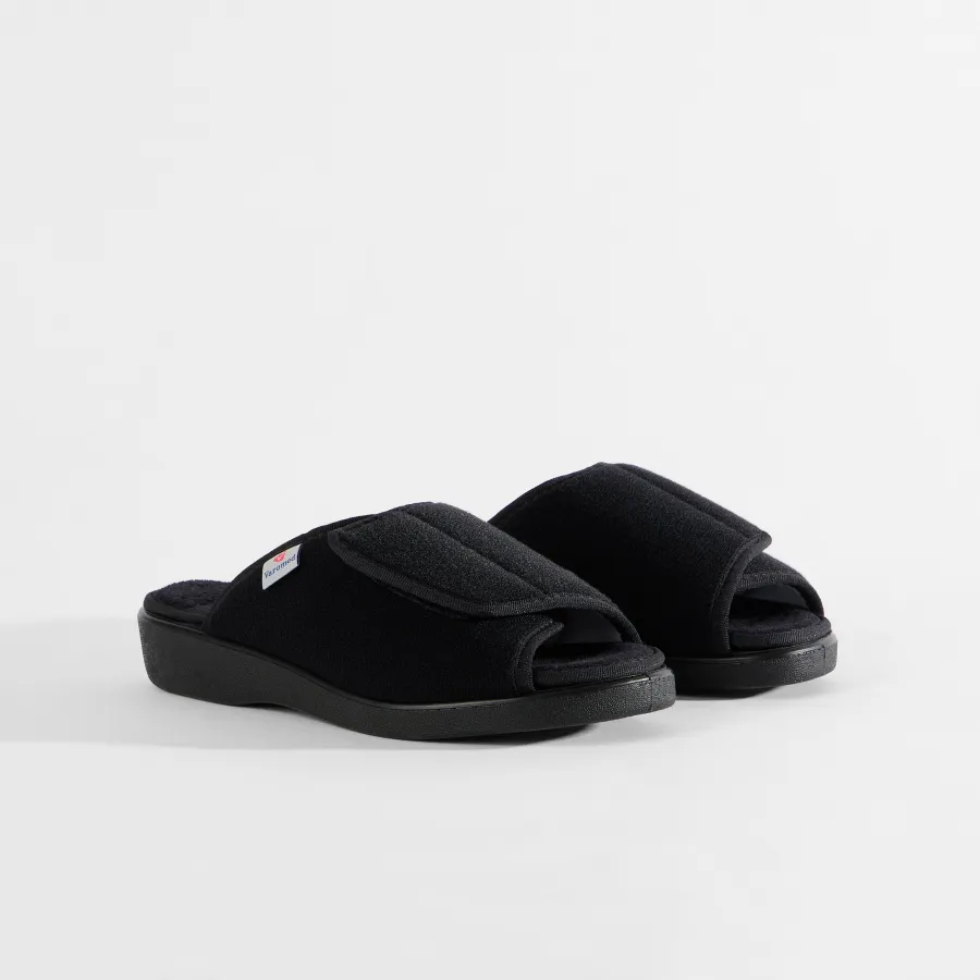 Varomed Ibiza Verbandpantolette schwarz Vorderansicht