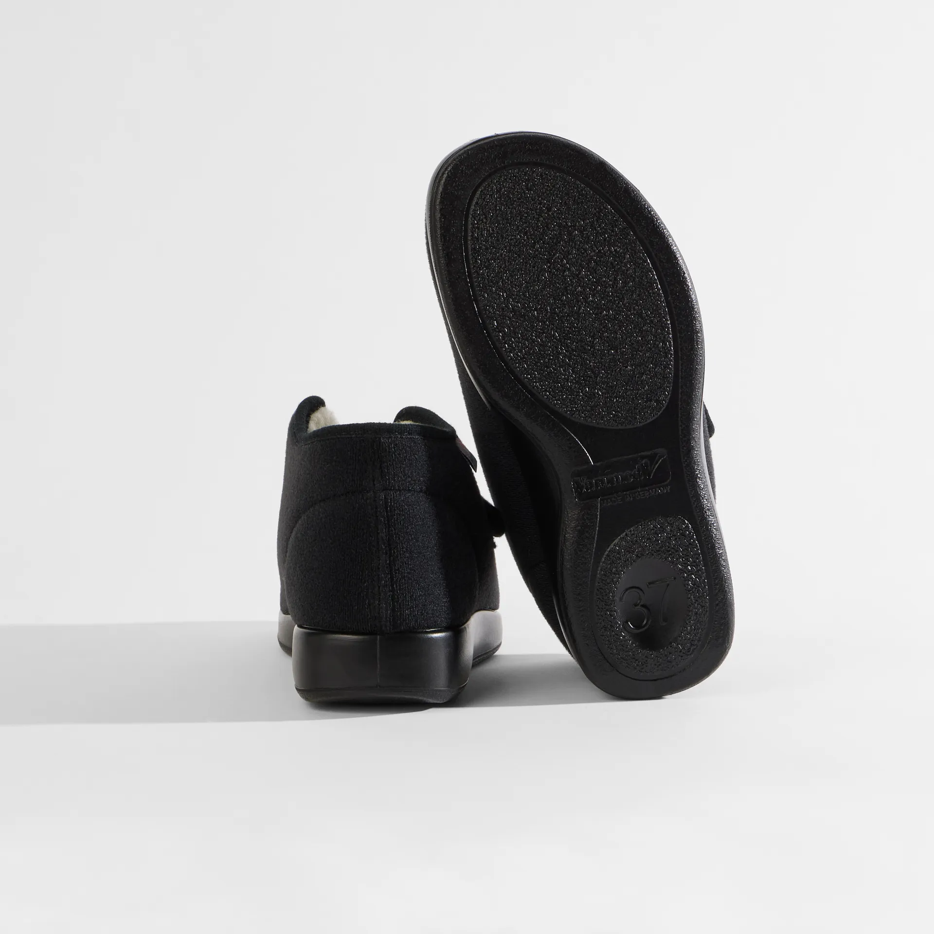 VAROMED Genua Winter Weite L –  Laufsohle und stabile Ferse