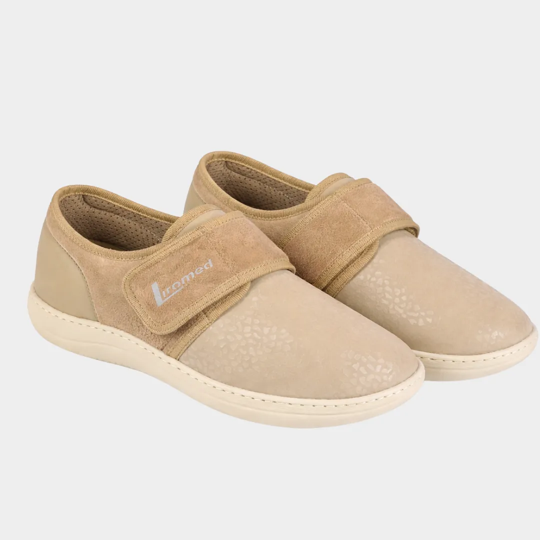 Liromed Straßenschuhe Weite L Sand - schräge Ansicht