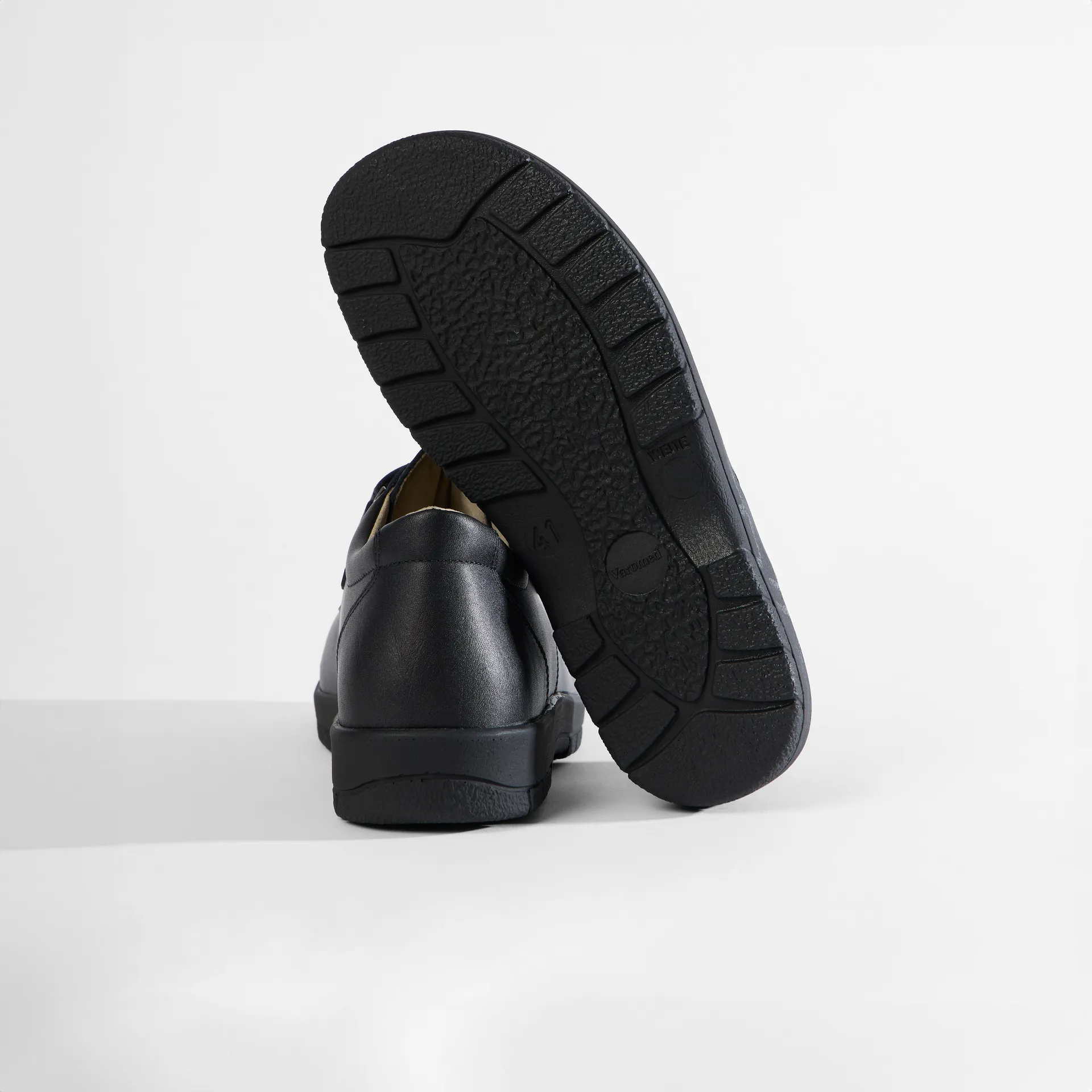 Varomed Lederhalbschuhe Ansicht Sohle