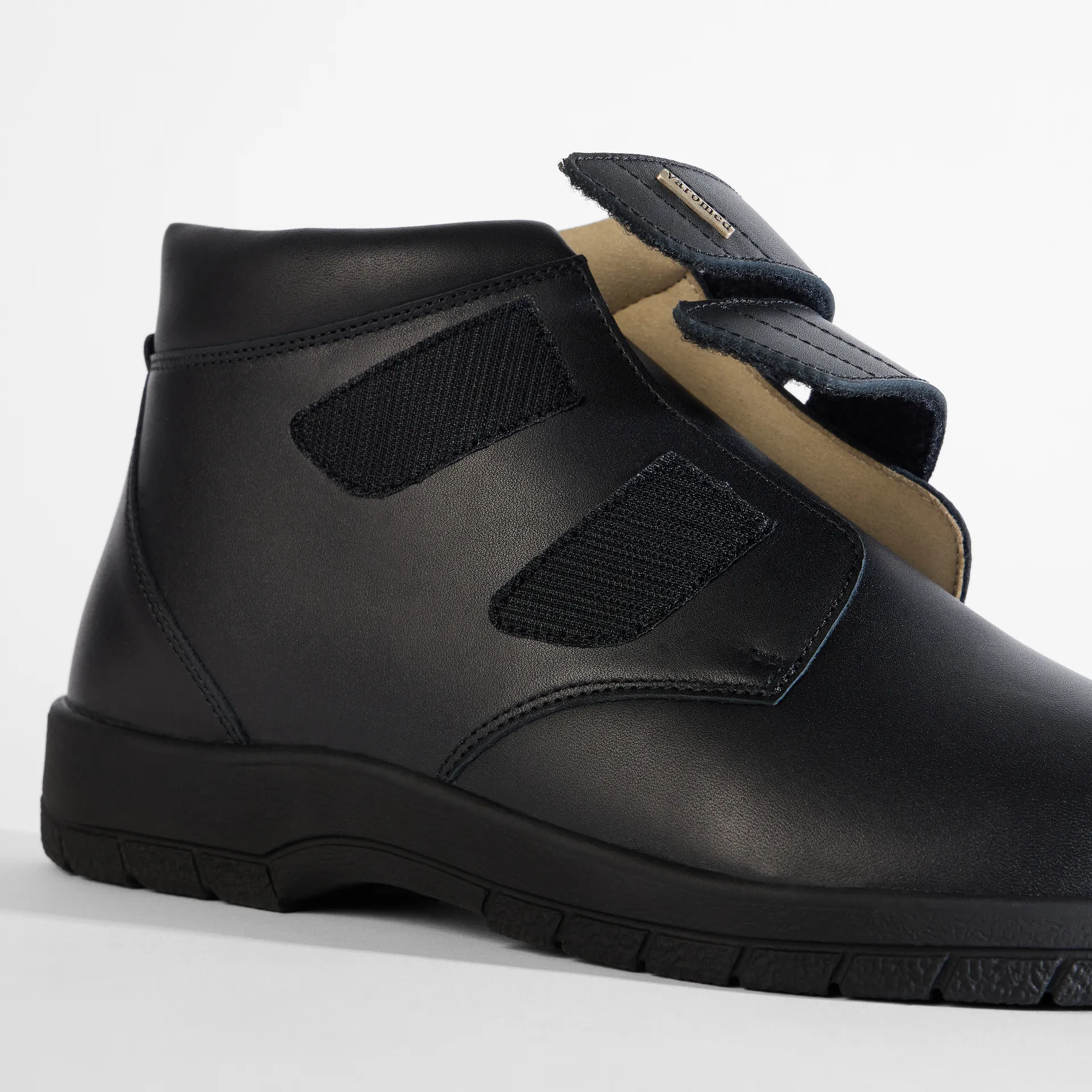 Detailansicht Klettverschluss Lederstiefel Wien 75500