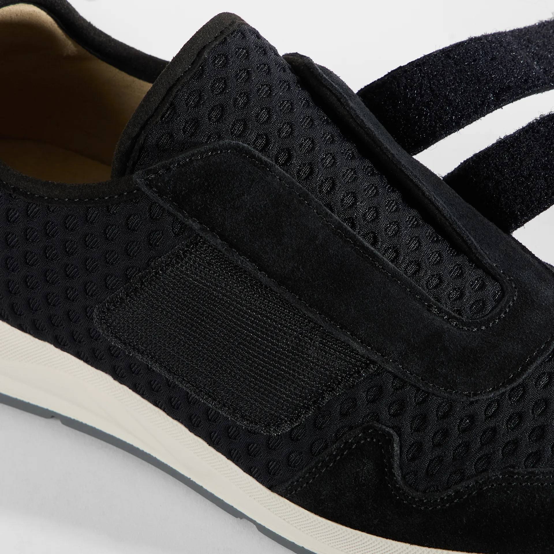 Varomed Salerno 87220 Detailansicht geöffneter Klettverschluss