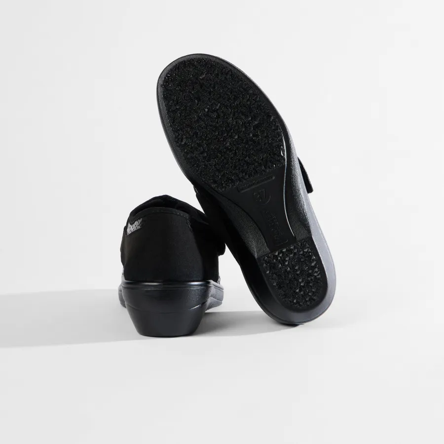 Varomed Como Kletthalbschuh in Schwarz - Rückansicht